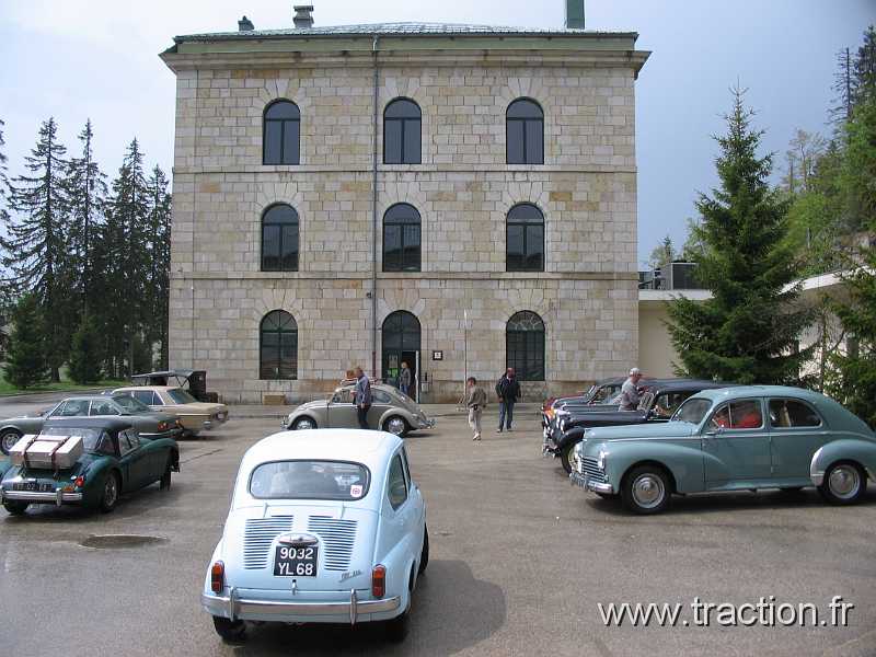 2011_CVAAM_35ans_8_Fort_des_Rousses (2).JPG - 35 Ans du CVAAM, sortie dans le Doubs et le Jura, du 26 Avril au 1er Mai 2011, Le Fort des Rousses, caves d'affinage Juraflore